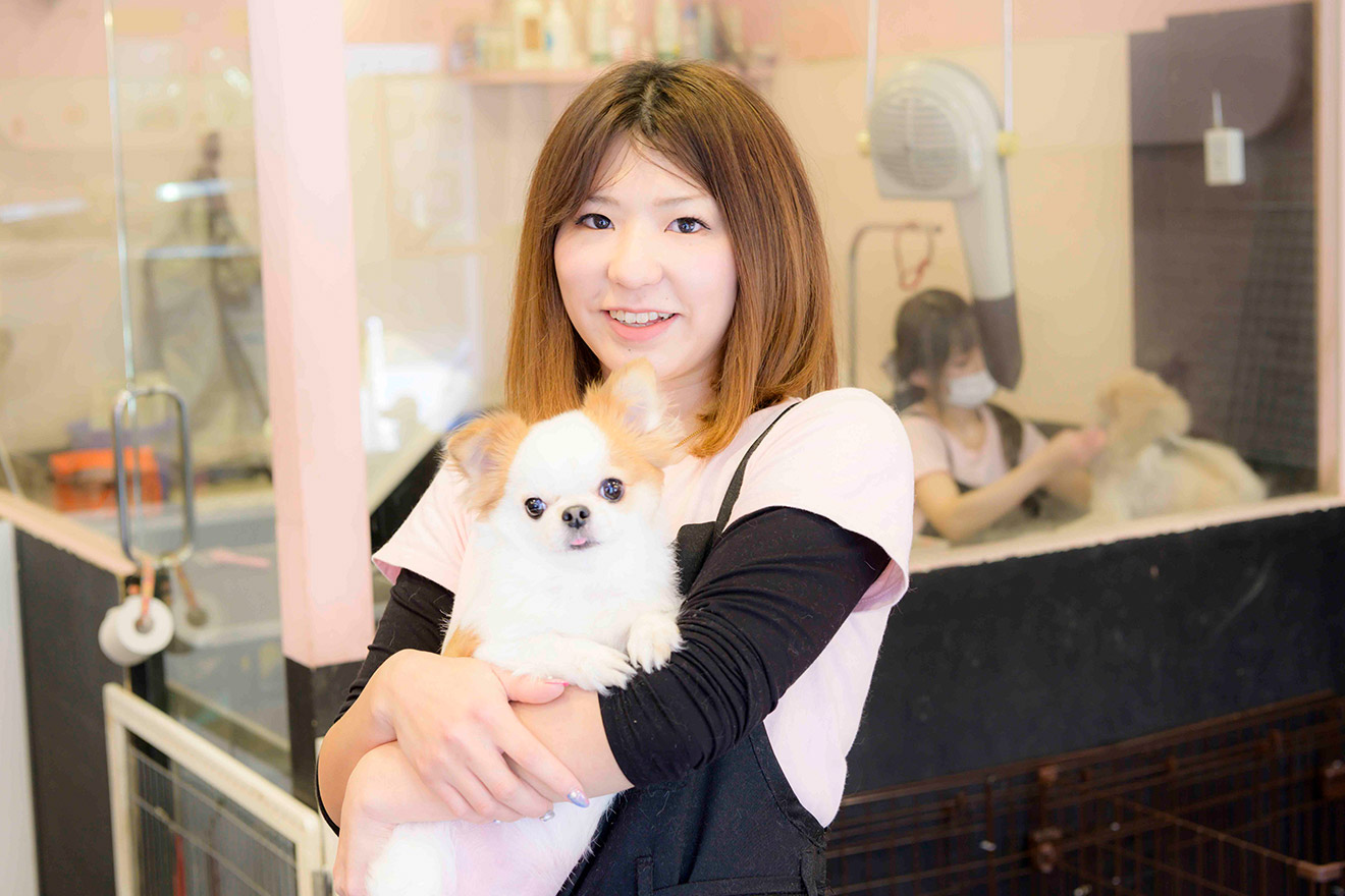 トリミングサロン勤務 西山実花さん
